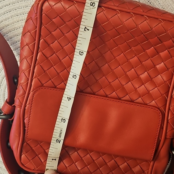 Bottega Veneta Red Crossbody Leather Bag With Original Dustbag - Picture 13 of 13